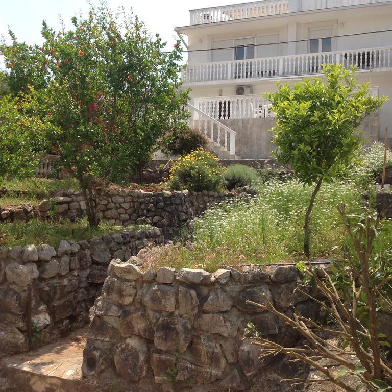 Guest House "Paradise" Tivat Buitenkant foto